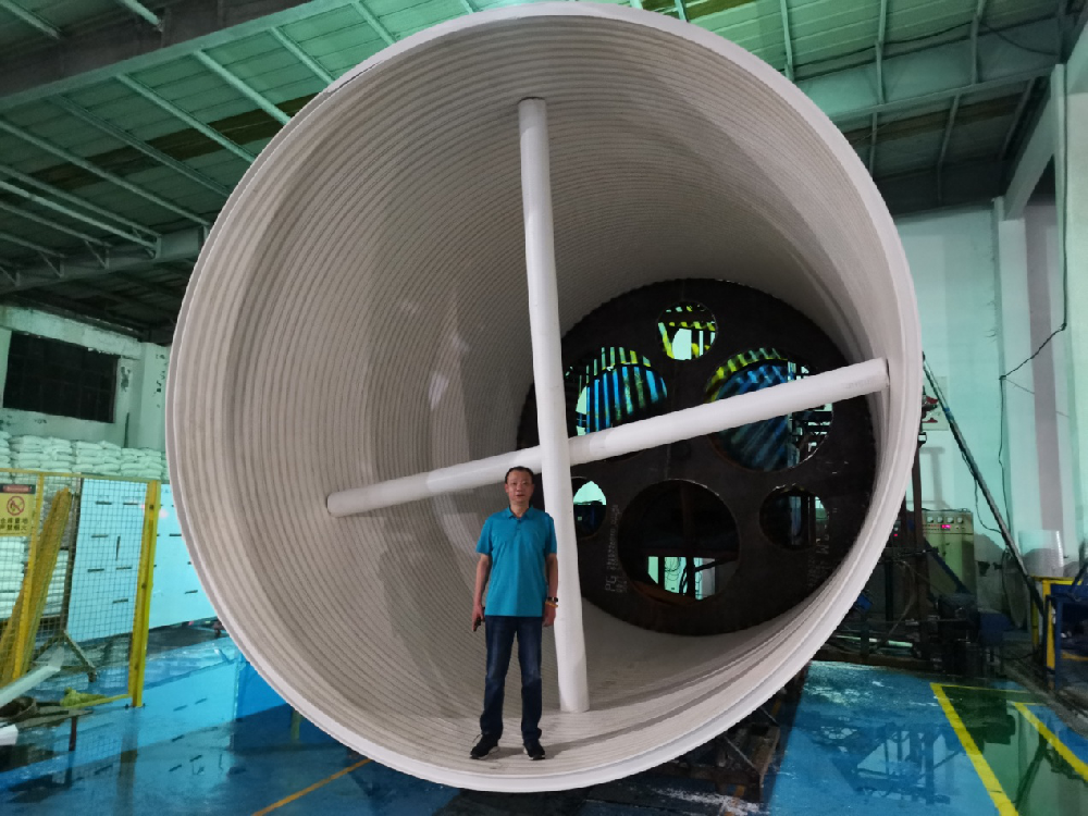 �������ر���ͻ��app���ؿƼ�����ھ�DN4600mmHDPE˫�ڲ��ƹ��з��Բ��ɹ�