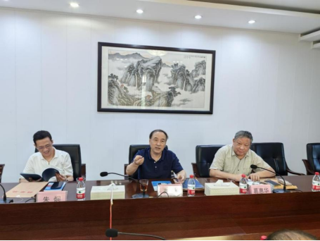 �Ϻ�����ˮ��ҵЭ��߿��᳤һ��ݰ�ٱ���ͻ��app���ؿƼ�����ָ�����Ϻ���ˮ���������ˮ�ܵ����̼����о����ġ�����