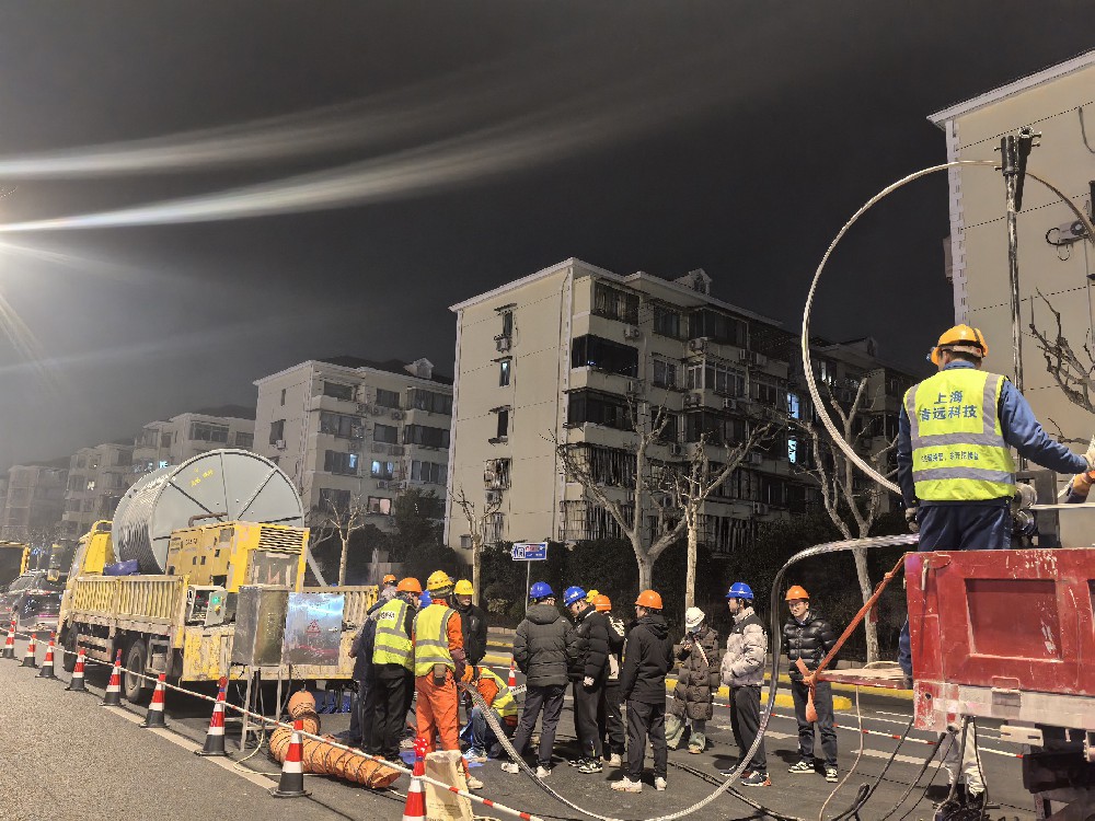 �ǿ��ڴ�ˮ�޸�����